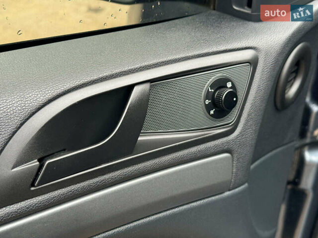 Сірий Шкода Октавія, об'ємом двигуна 1.6 л та пробігом 307 тис. км за 5940 $, фото 14 на Automoto.ua