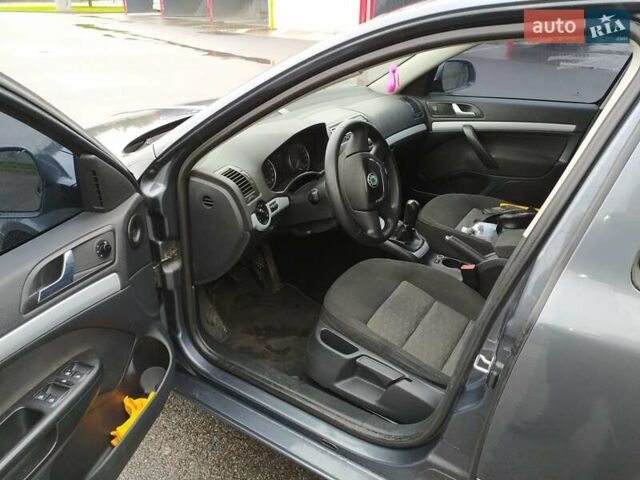Сірий Шкода Октавія, об'ємом двигуна 1.99 л та пробігом 299 тис. км за 8600 $, фото 15 на Automoto.ua