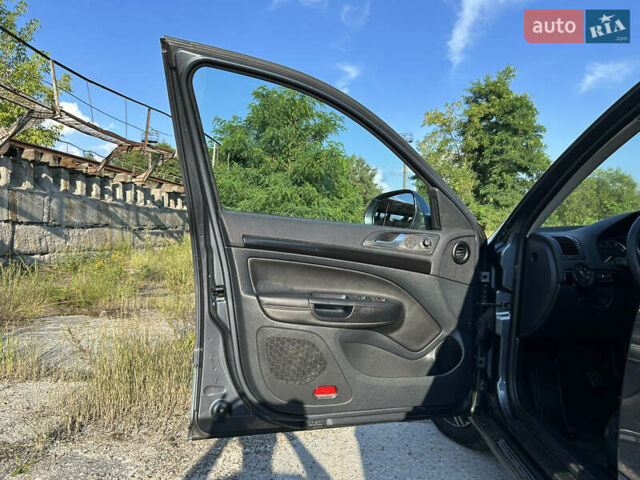 Серый Шкода Октавия, объемом двигателя 1.8 л и пробегом 221 тыс. км за 6900 $, фото 18 на Automoto.ua