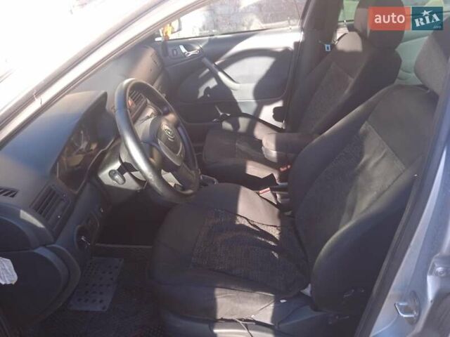 Серый Шкода Октавия, объемом двигателя 1.6 л и пробегом 300 тыс. км за 5500 $, фото 10 на Automoto.ua