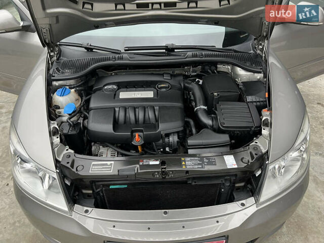 Сірий Шкода Октавія, об'ємом двигуна 1.6 л та пробігом 188 тис. км за 9200 $, фото 114 на Automoto.ua