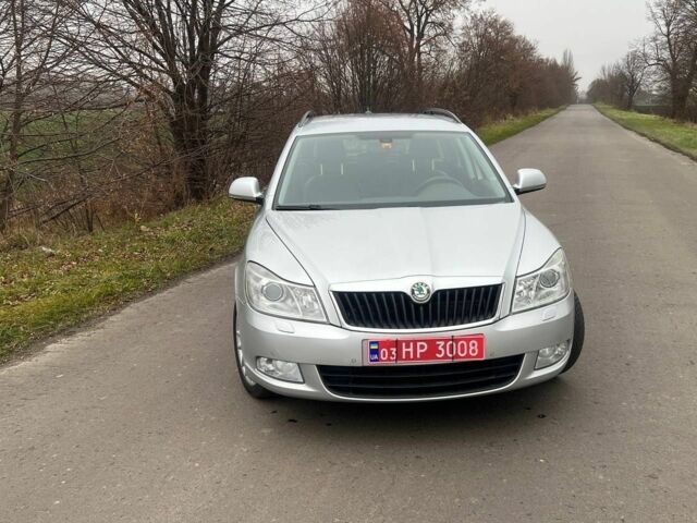 Серый Шкода Октавия, объемом двигателя 2 л и пробегом 255 тыс. км за 10700 $, фото 2 на Automoto.ua