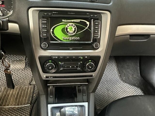 Серый Шкода Октавия, объемом двигателя 1.8 л и пробегом 221 тыс. км за 7500 $, фото 8 на Automoto.ua