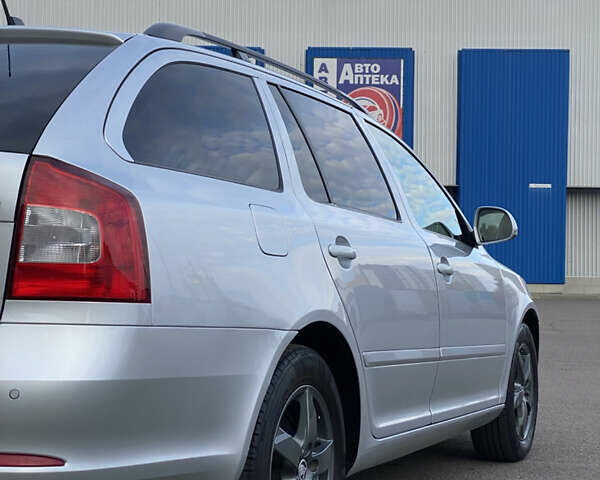 Серый Шкода Октавия, объемом двигателя 2 л и пробегом 273 тыс. км за 8200 $, фото 13 на Automoto.ua