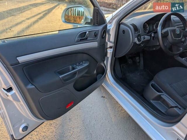 Сірий Шкода Октавія, об'ємом двигуна 1.8 л та пробігом 105 тис. км за 7850 $, фото 29 на Automoto.ua