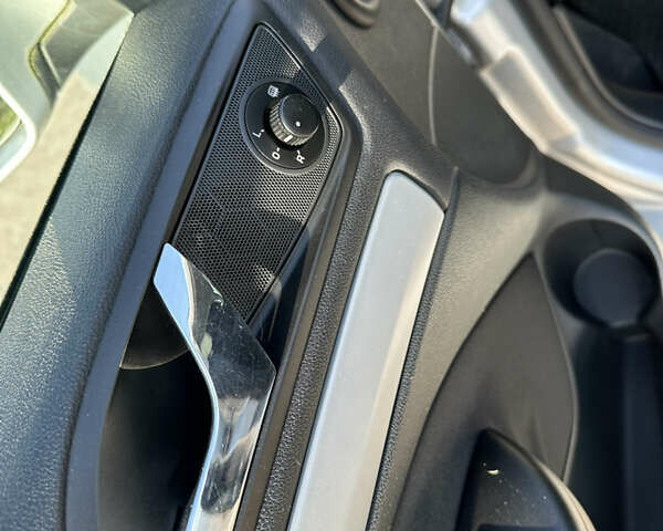 Сірий Шкода Октавія, об'ємом двигуна 1.8 л та пробігом 215 тис. км за 7900 $, фото 11 на Automoto.ua