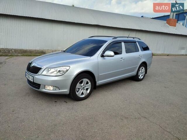 Сірий Шкода Октавія, об'ємом двигуна 1.6 л та пробігом 211 тис. км за 8900 $, фото 4 на Automoto.ua