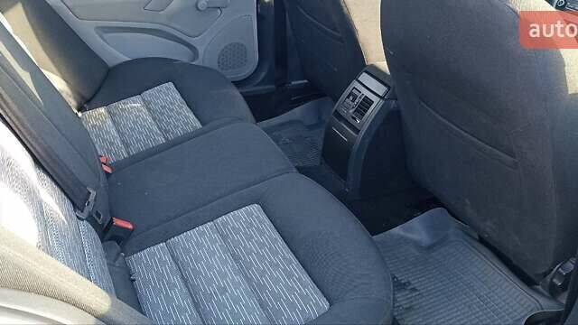 Сірий Шкода Октавія, об'ємом двигуна 1.6 л та пробігом 245 тис. км за 7000 $, фото 6 на Automoto.ua