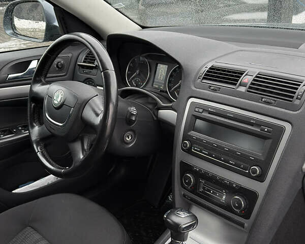 Сірий Шкода Октавія, об'ємом двигуна 1.4 л та пробігом 216 тис. км за 7450 $, фото 13 на Automoto.ua