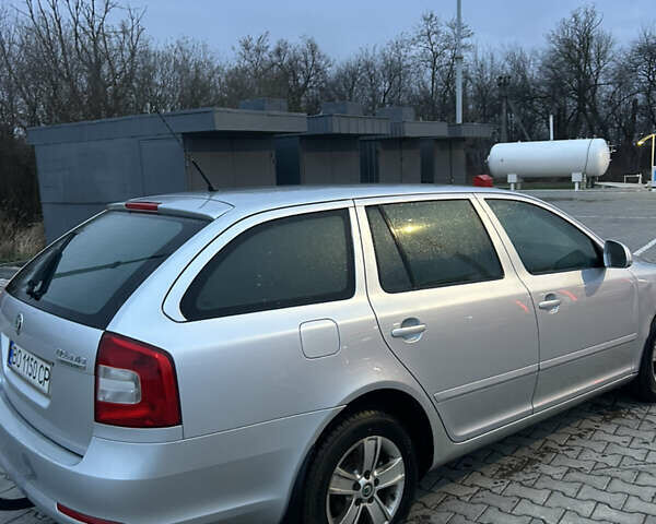 Сірий Шкода Октавія, об'ємом двигуна 1.6 л та пробігом 295 тис. км за 7100 $, фото 8 на Automoto.ua