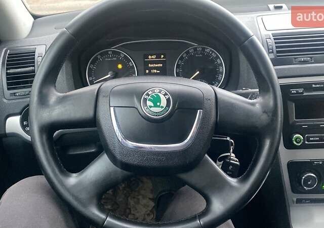 Сірий Шкода Октавія, об'ємом двигуна 1.4 л та пробігом 199 тис. км за 8450 $, фото 8 на Automoto.ua