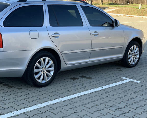 Сірий Шкода Октавія, об'ємом двигуна 1.6 л та пробігом 181 тис. км за 8799 $, фото 30 на Automoto.ua