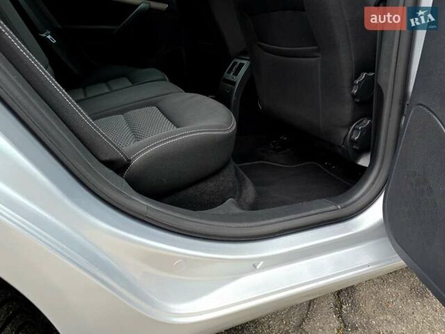 Серый Шкода Октавия, объемом двигателя 1.8 л и пробегом 190 тыс. км за 7200 $, фото 99 на Automoto.ua