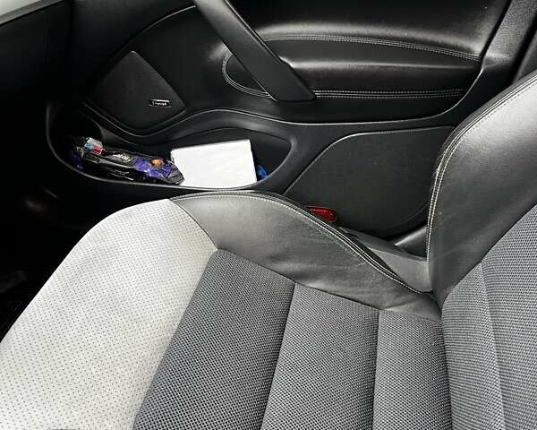 Серый Шкода Октавия, объемом двигателя 1.97 л и пробегом 215 тыс. км за 9100 $, фото 28 на Automoto.ua