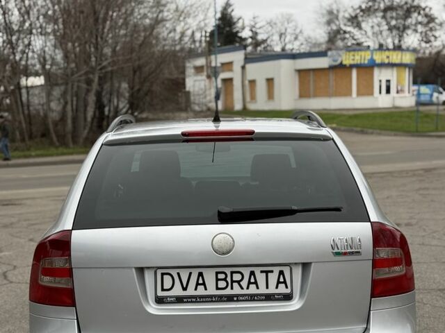 Серый Шкода Октавия, объемом двигателя 2 л и пробегом 312 тыс. км за 3599 $, фото 6 на Automoto.ua