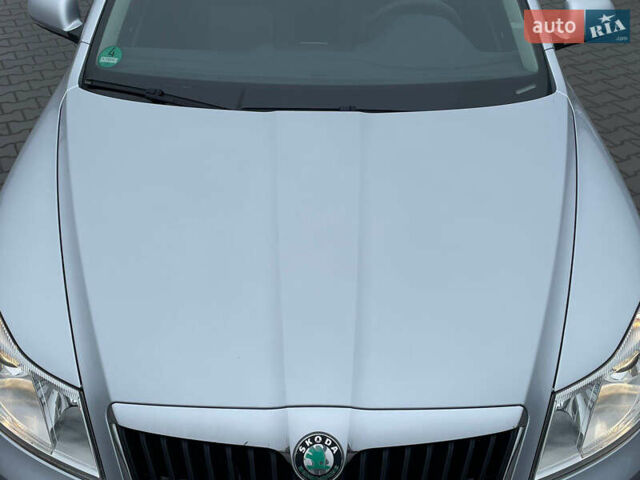 Серый Шкода Октавия, объемом двигателя 1.6 л и пробегом 229 тыс. км за 8999 $, фото 129 на Automoto.ua