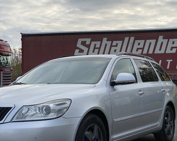 Серый Шкода Октавия, объемом двигателя 2 л и пробегом 273 тыс. км за 8200 $, фото 32 на Automoto.ua