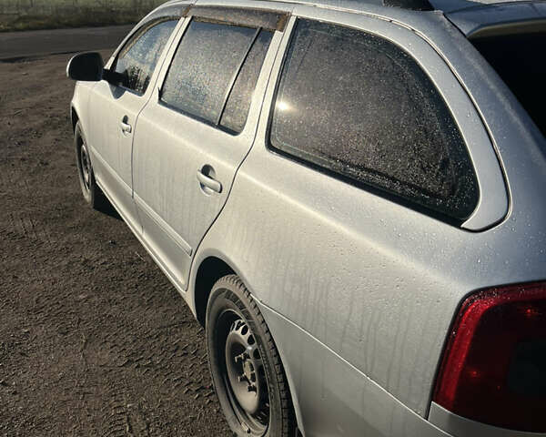 Серый Шкода Октавия, объемом двигателя 1.98 л и пробегом 379 тыс. км за 5800 $, фото 3 на Automoto.ua