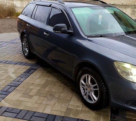 Серый Шкода Октавия, объемом двигателя 1.4 л и пробегом 165 тыс. км за 8500 $, фото 1 на Automoto.ua