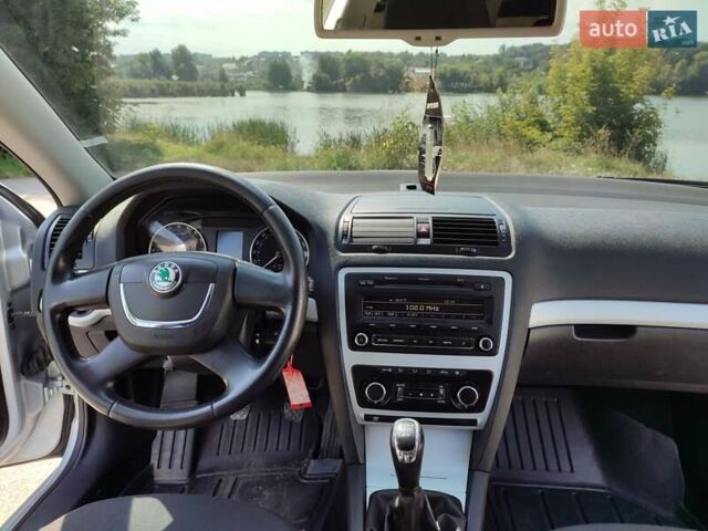 Сірий Шкода Октавія, об'ємом двигуна 1.6 л та пробігом 211 тис. км за 8900 $, фото 23 на Automoto.ua