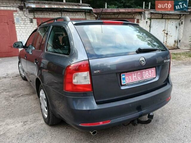 Шкода Октавия 2010 в Чернигове на Automoto.ua Серый Шкода Октавия, объемом двигателя 1.6 л и пробегом 199 тыс. км за 7200 $, фото 14 на Automoto.ua