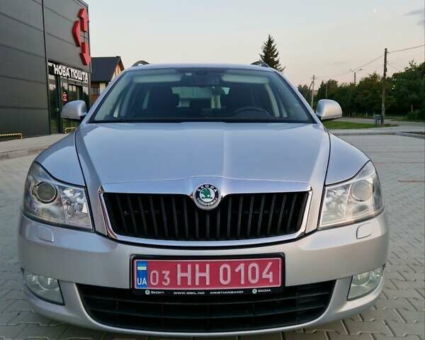 Серый Шкода Октавия, объемом двигателя 1.6 л и пробегом 229 тыс. км за 8300 $, фото 35 на Automoto.ua