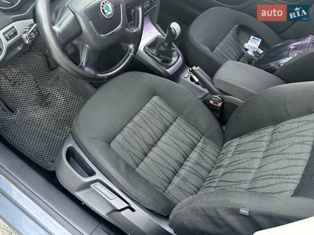 Серый Шкода Октавия, объемом двигателя 1.8 л и пробегом 191 тыс. км за 7949 $, фото 20 на Automoto.ua