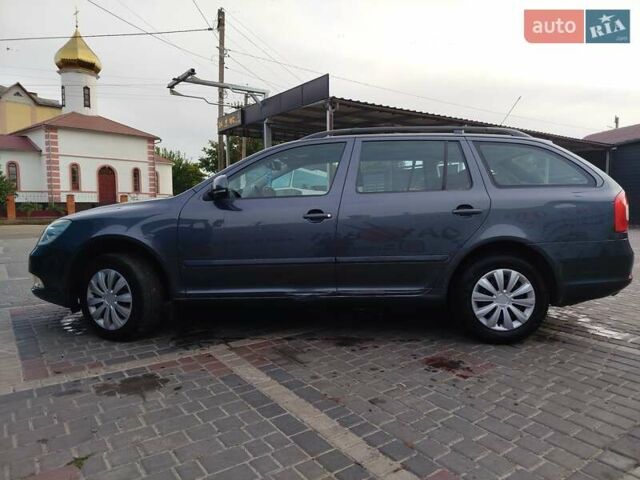 Серый Шкода Октавия, объемом двигателя 1.2 л и пробегом 175 тыс. км за 7100 $, фото 2 на Automoto.ua