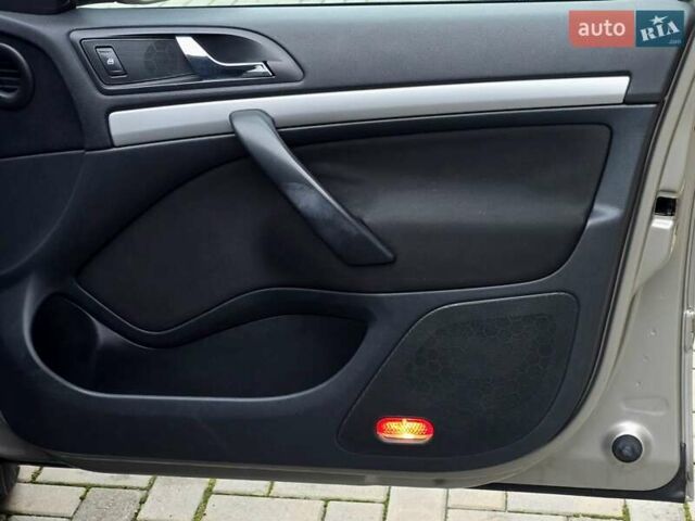 Серый Шкода Октавия, объемом двигателя 1.8 л и пробегом 226 тыс. км за 6700 $, фото 28 на Automoto.ua