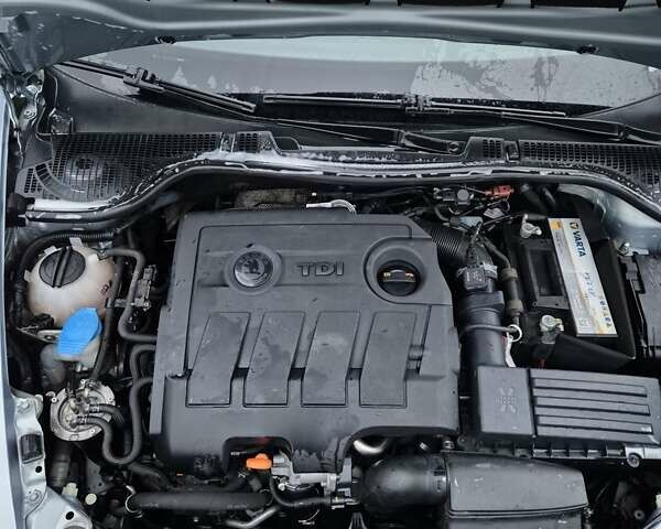 Сірий Шкода Октавія, об'ємом двигуна 1.6 л та пробігом 320 тис. км за 6400 $, фото 22 на Automoto.ua