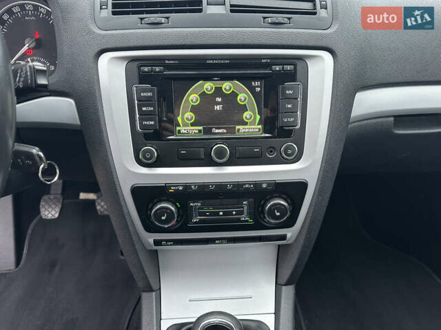 Сірий Шкода Октавія, об'ємом двигуна 2 л та пробігом 227 тис. км за 9500 $, фото 18 на Automoto.ua