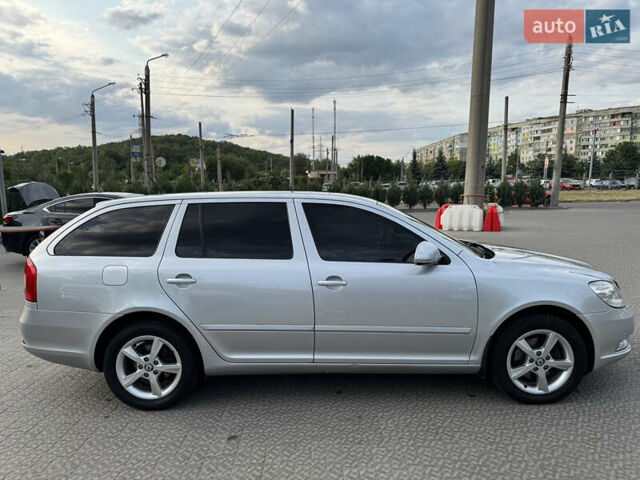 Серый Шкода Октавия, объемом двигателя 2 л и пробегом 223 тыс. км за 9500 $, фото 5 на Automoto.ua