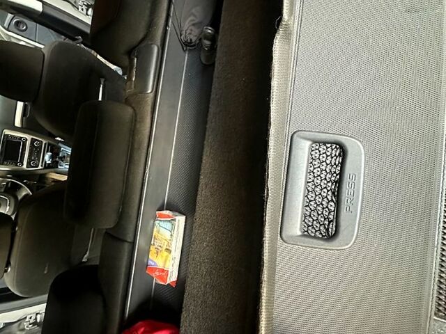 Серый Шкода Октавия, объемом двигателя 1.8 л и пробегом 221 тыс. км за 7500 $, фото 3 на Automoto.ua