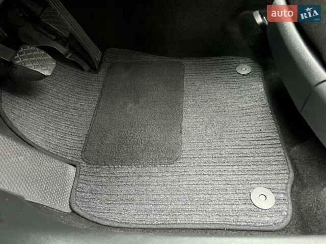 Сірий Шкода Октавія, об'ємом двигуна 1.6 л та пробігом 188 тис. км за 9200 $, фото 44 на Automoto.ua