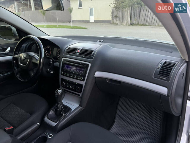 Сірий Шкода Октавія, об'ємом двигуна 1.9 л та пробігом 300 тис. км за 6200 $, фото 40 на Automoto.ua