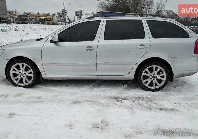 Серый Шкода Октавия, объемом двигателя 1.6 л и пробегом 264 тыс. км за 6200 $, фото 1 на Automoto.ua