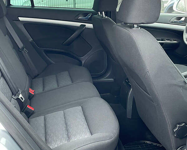 Сірий Шкода Октавія, об'ємом двигуна 1.6 л та пробігом 229 тис. км за 8999 $, фото 179 на Automoto.ua