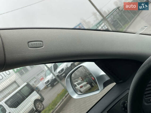 Серый Шкода Октавия, объемом двигателя 1.6 л и пробегом 229 тыс. км за 9499 $, фото 153 на Automoto.ua