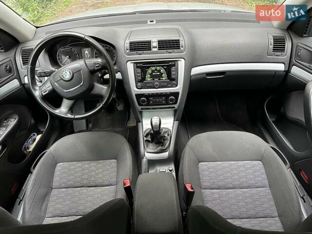 Серый Шкода Октавия, объемом двигателя 1.6 л и пробегом 168 тыс. км за 8900 $, фото 14 на Automoto.ua