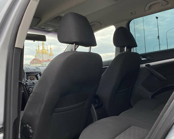 Серый Шкода Октавия, объемом двигателя 2 л и пробегом 273 тыс. км за 8200 $, фото 71 на Automoto.ua