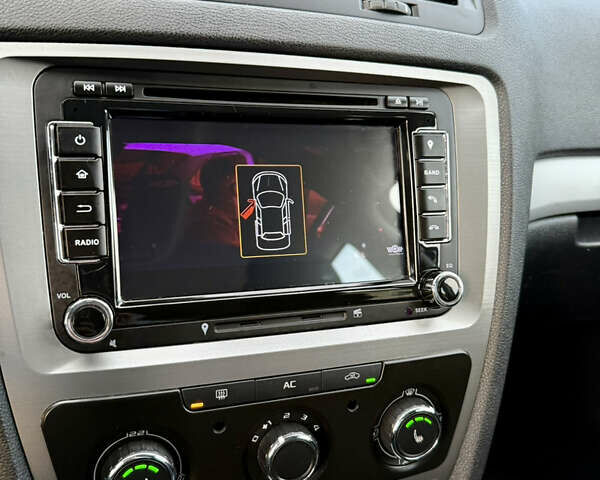 Серый Шкода Октавия, объемом двигателя 1.6 л и пробегом 210 тыс. км за 8999 $, фото 30 на Automoto.ua