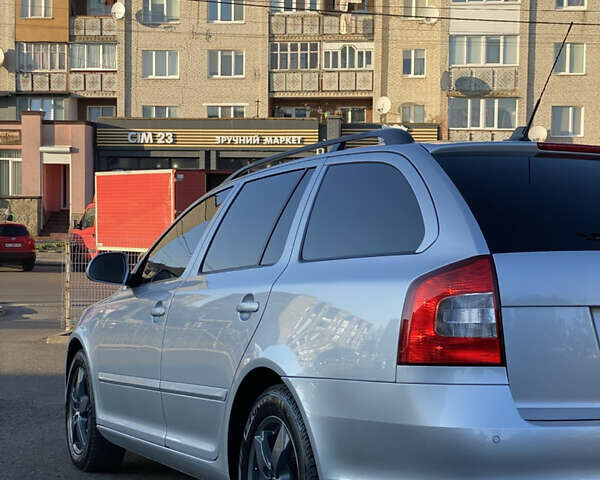 Серый Шкода Октавия, объемом двигателя 1.97 л и пробегом 257 тыс. км за 9700 $, фото 39 на Automoto.ua