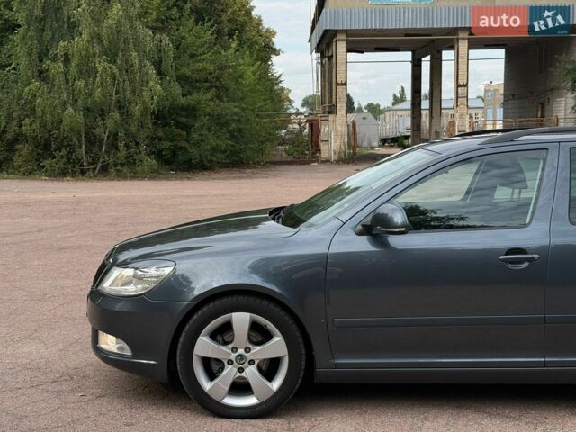 Сірий Шкода Октавія, об'ємом двигуна 2 л та пробігом 239 тис. км за 9850 $, фото 2 на Automoto.ua