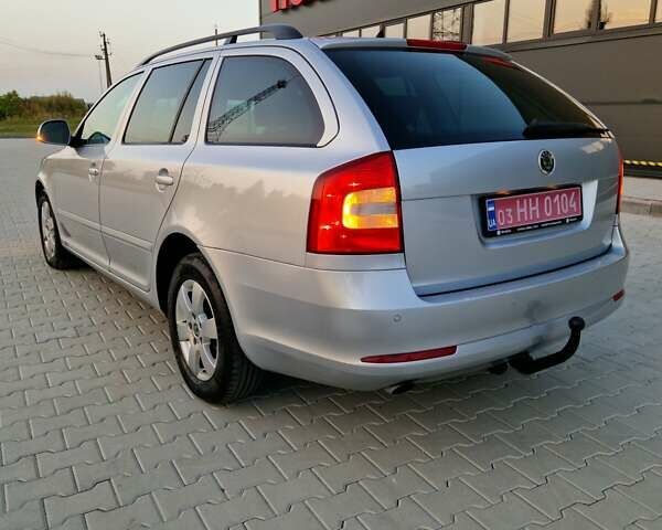 Серый Шкода Октавия, объемом двигателя 1.6 л и пробегом 229 тыс. км за 8300 $, фото 30 на Automoto.ua