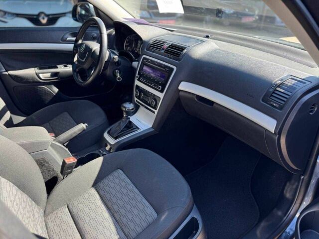 Сірий Шкода Октавія, об'ємом двигуна 1.8 л та пробігом 184 тис. км за 8800 $, фото 16 на Automoto.ua