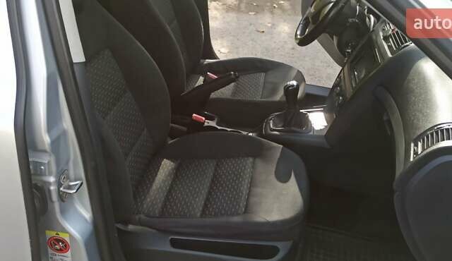 Шкода Октавія 2010 у Богородчанах на Automoto.ua Сірий Шкода Октавія, об'ємом двигуна 1.6 л та пробігом 354 тис. км за 4400 $, фото 13 на Automoto.ua