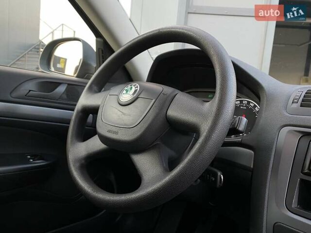 Серый Шкода Октавия, объемом двигателя 1.39 л и пробегом 229 тыс. км за 6650 $, фото 43 на Automoto.ua