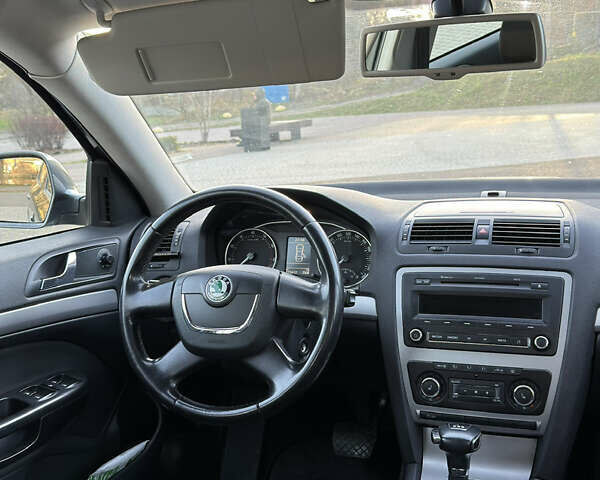 Серый Шкода Октавия, объемом двигателя 1.4 л и пробегом 216 тыс. км за 7400 $, фото 10 на Automoto.ua