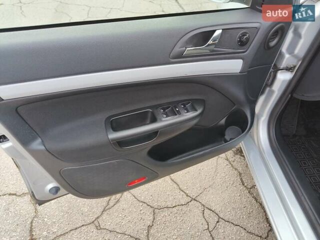 Серый Шкода Октавия, объемом двигателя 1.8 л и пробегом 204 тыс. км за 7800 $, фото 19 на Automoto.ua