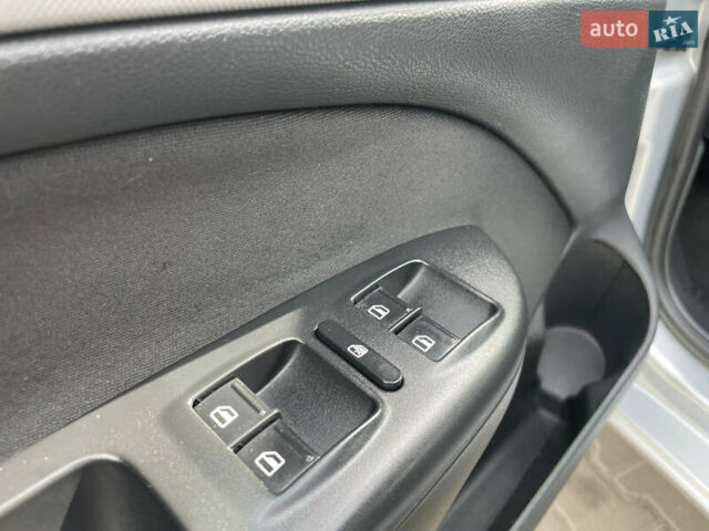 Серый Шкода Октавия, объемом двигателя 1.8 л и пробегом 198 тыс. км за 6700 $, фото 61 на Automoto.ua